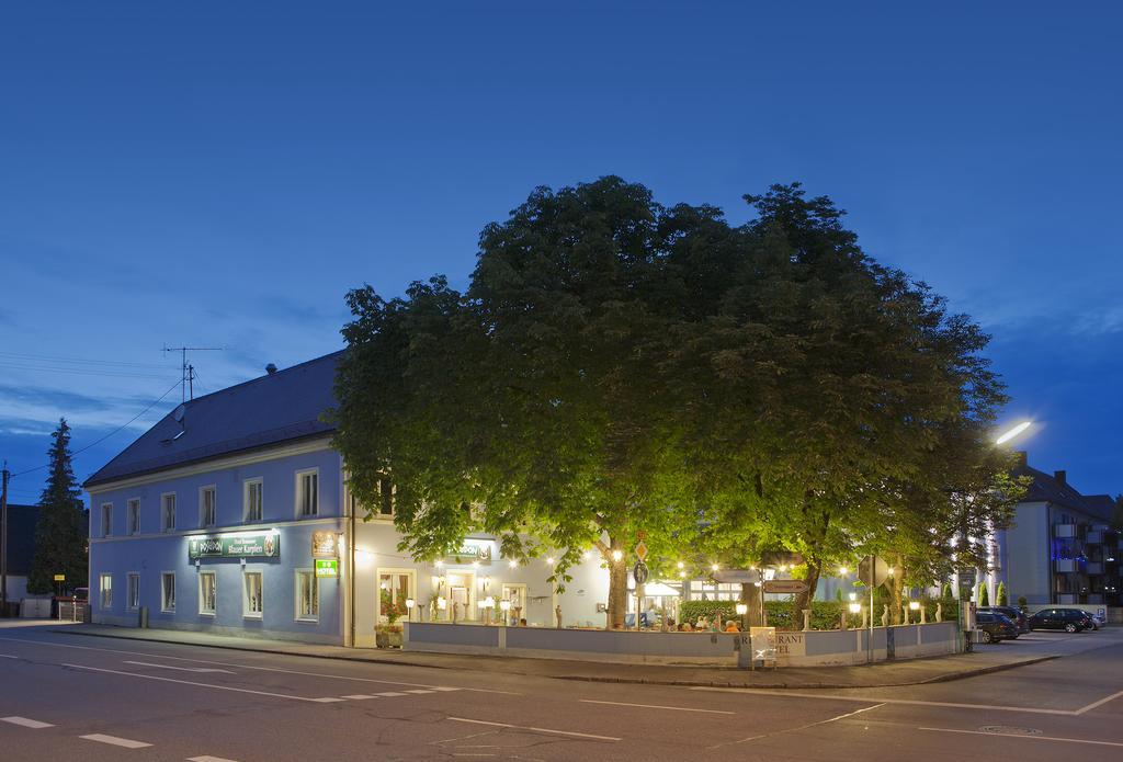 Hotel Blauer Karpfen Oberschleißheim 외부 사진