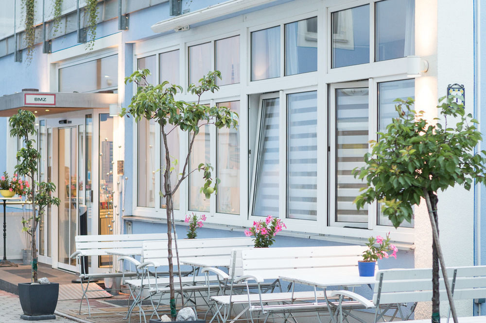 Hotel Blauer Karpfen Oberschleißheim 외부 사진