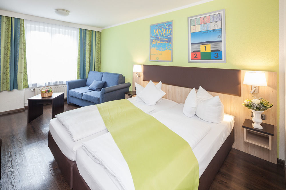 Hotel Blauer Karpfen Oberschleißheim 외부 사진