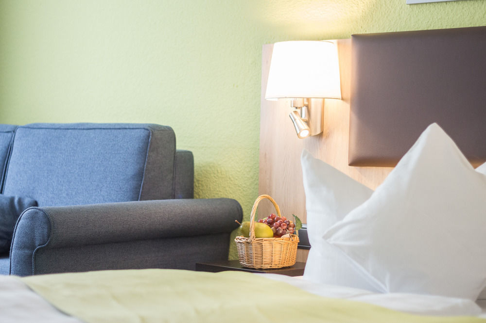 Hotel Blauer Karpfen Oberschleißheim 외부 사진