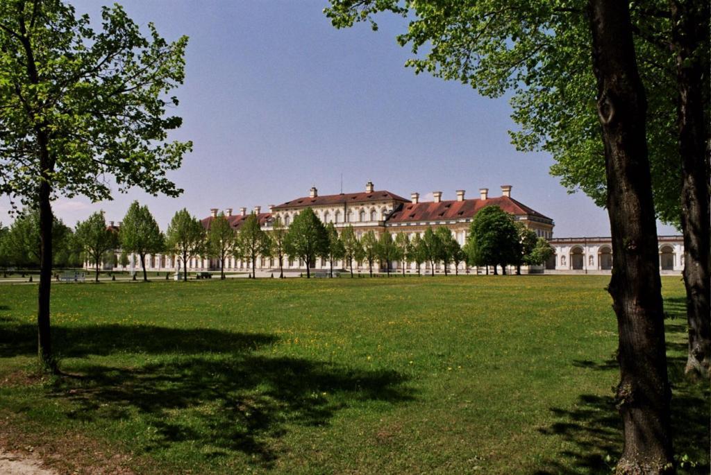 Hotel Blauer Karpfen Oberschleißheim 외부 사진