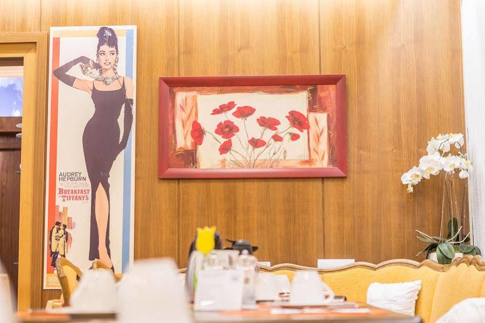 Hotel Blauer Karpfen Oberschleißheim 외부 사진